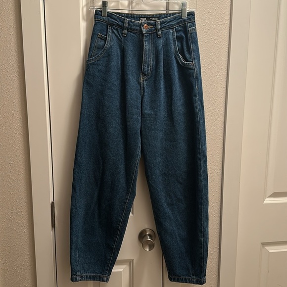 Zara Jeans 2 Blue Relaxed Fit Tapered Leg Slouchy Boho Bloggers Fave High-Rise - Picture 3 of 12